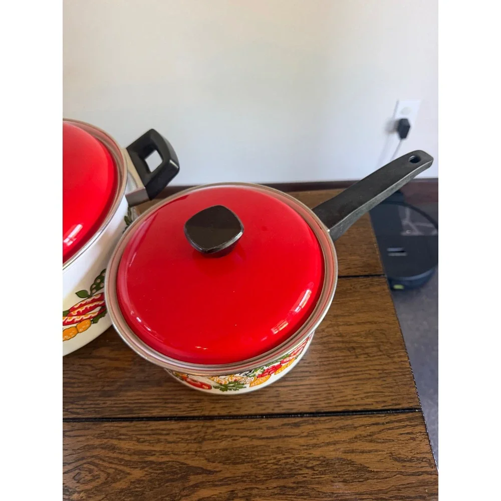 Vintage Enamel Cookware Set 3 Pots Red Lids White Vegetable Print Good Retro 70s